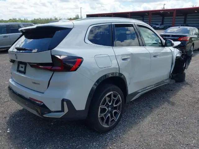 BMW X1 - фото 4