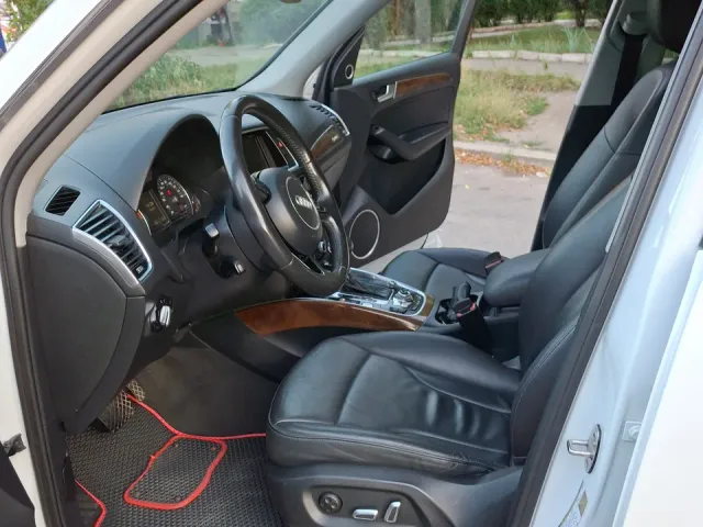 Audi Q5 - фото 4