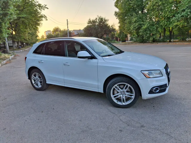 Audi Q5 - фото 1