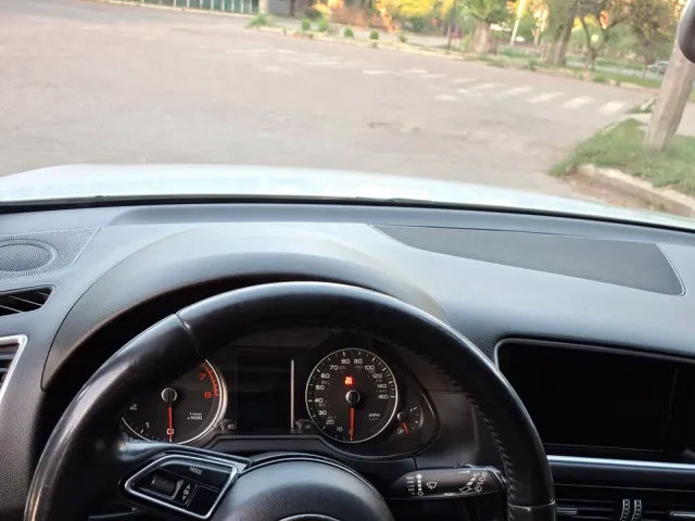 Audi Q5 - фото 5