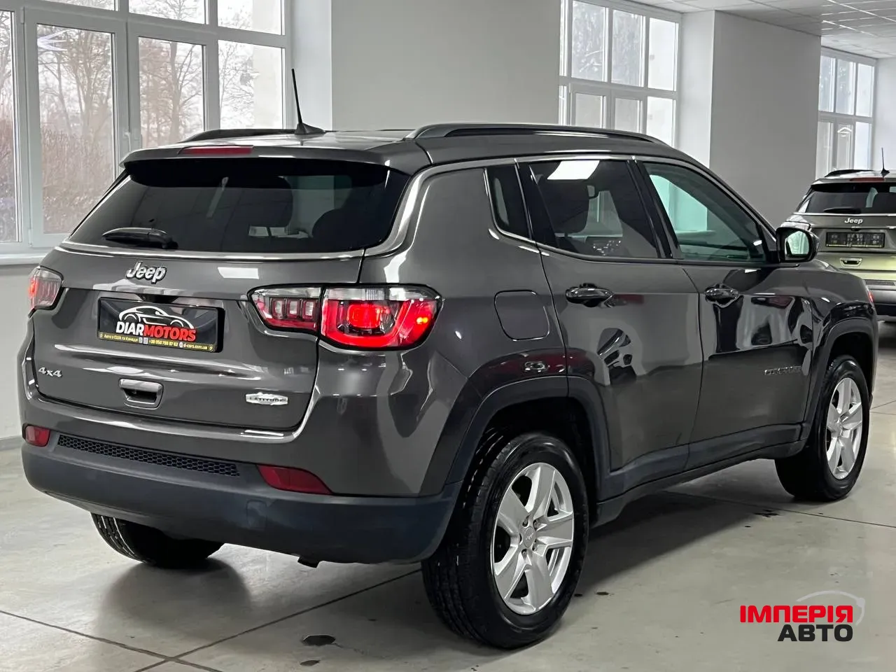 Jeep Compass - фото 3