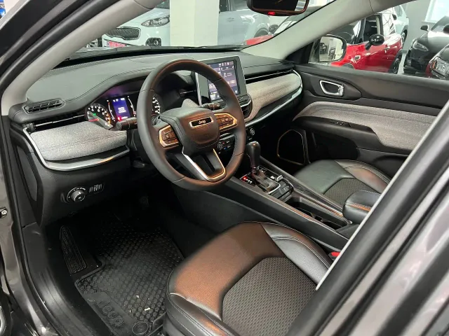 Jeep Compass - фото 5