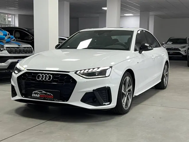 Audi A4 - фото 1