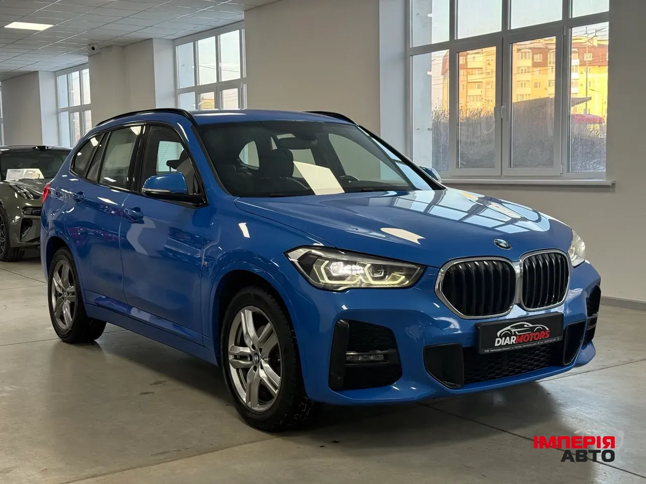 BMW X1 - фото 1