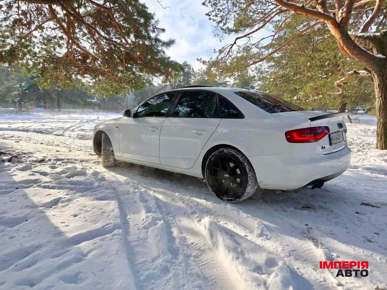 Audi A4 - фото 8