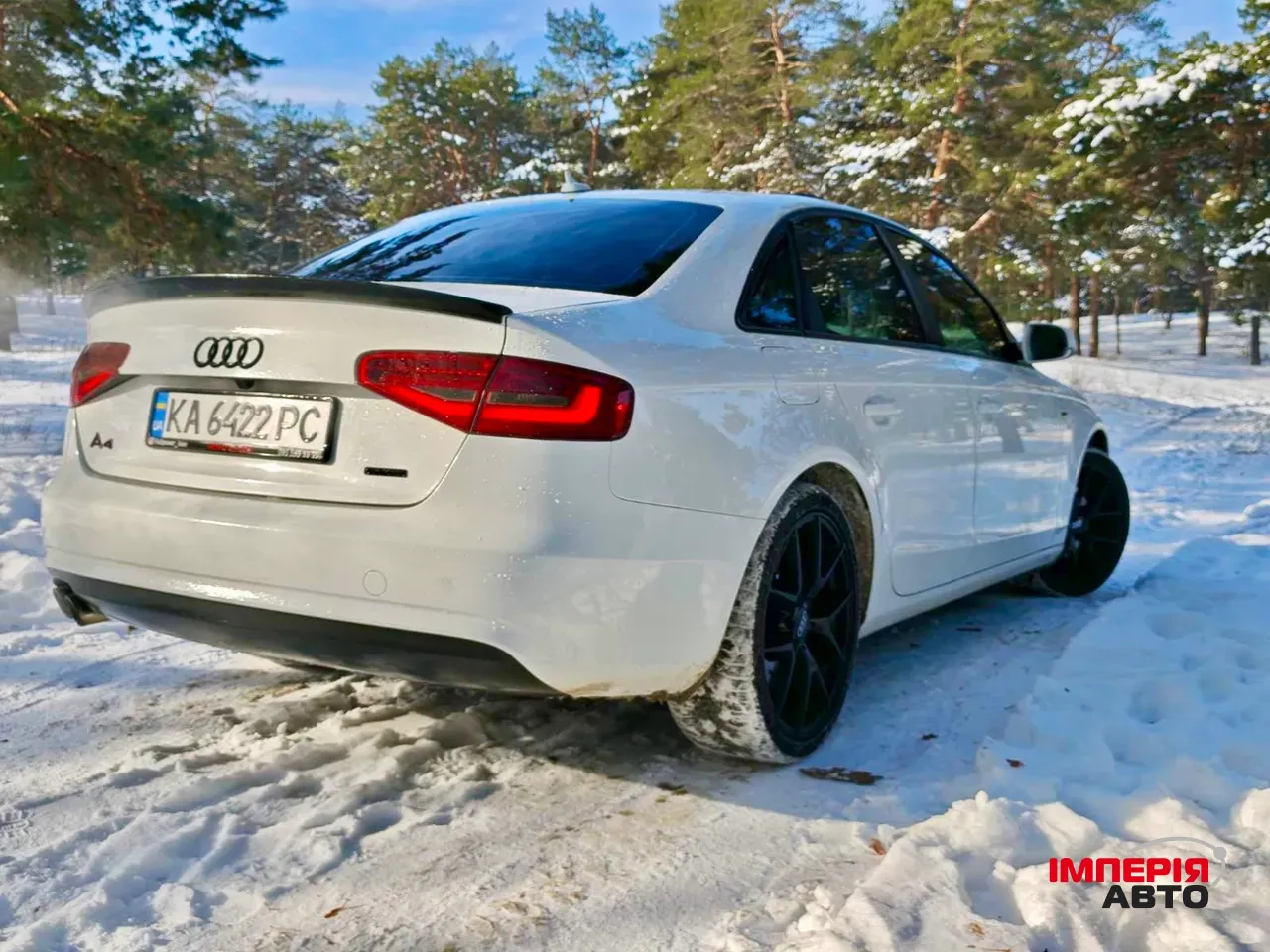 Audi A4 - фото 5