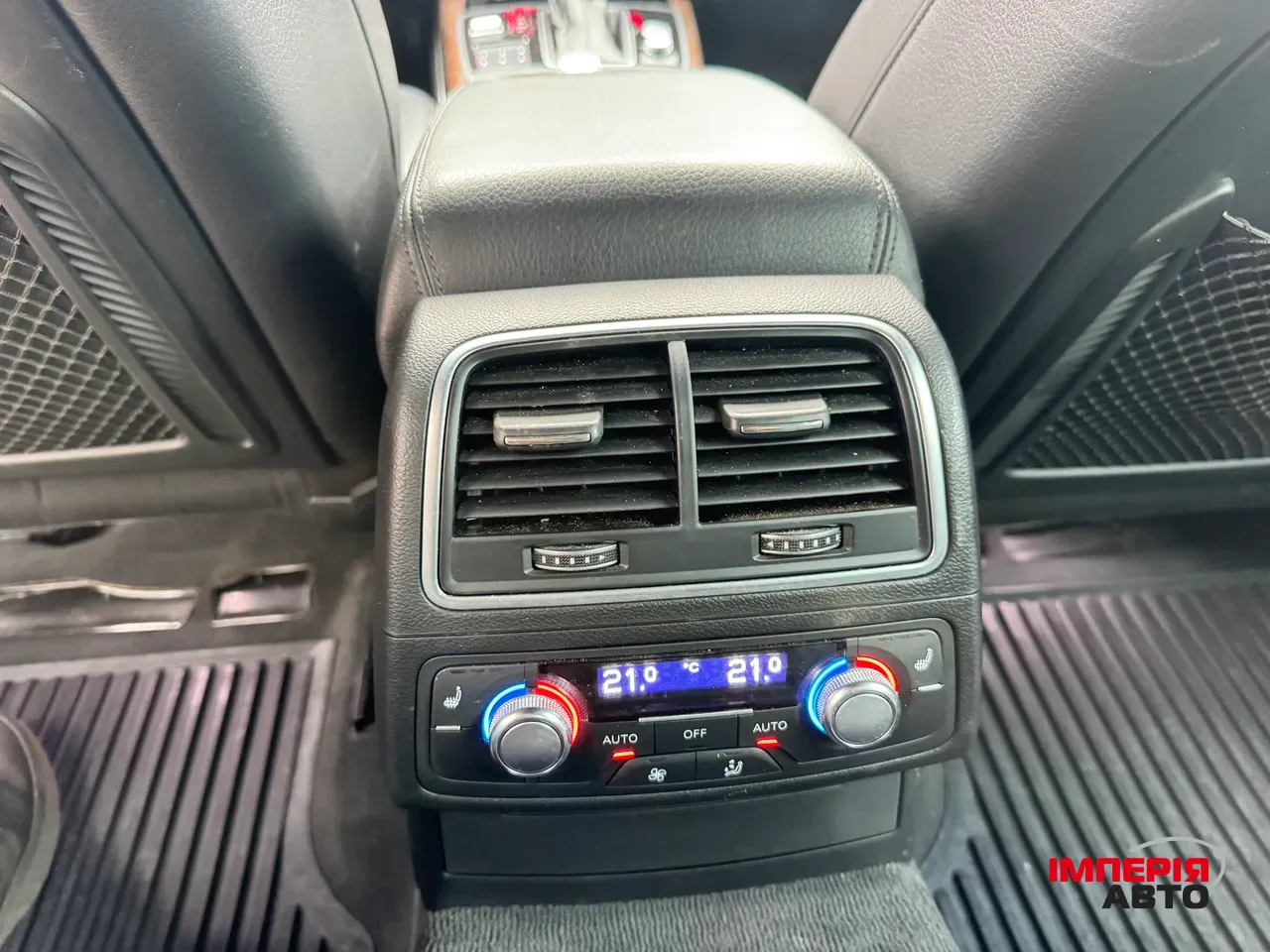 Audi A7 - фото 15