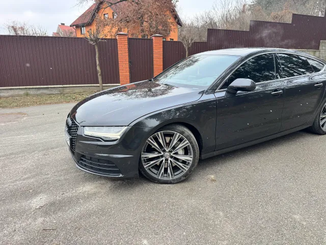 Audi A7 - фото 2