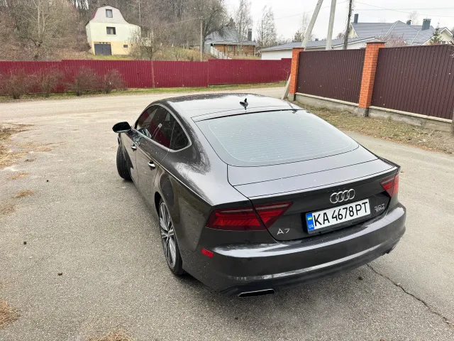 Audi A7 - фото 4