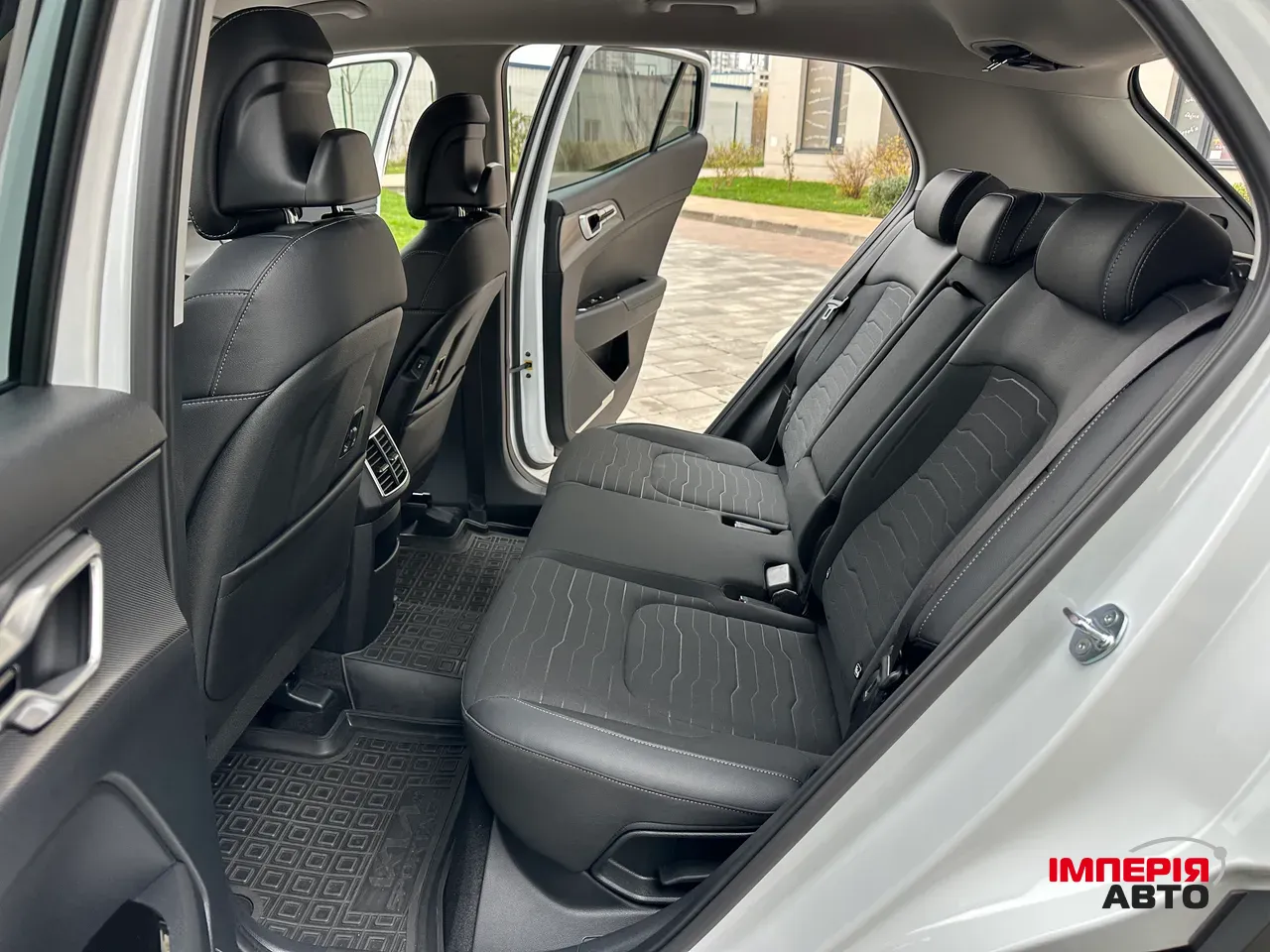 Kia Sportage - фото 19