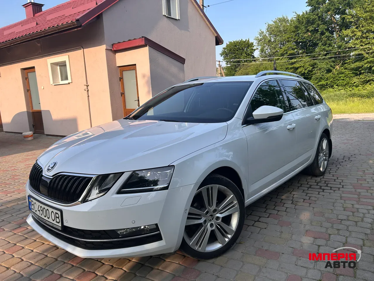 Skoda Octavia - фото 4