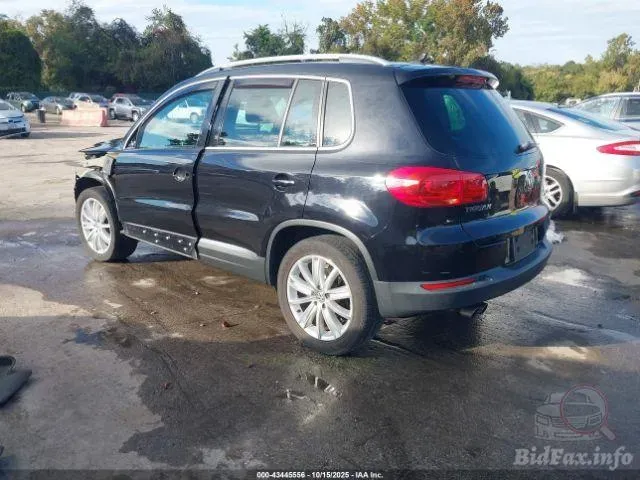 Volkswagen Tiguan - фото 4
