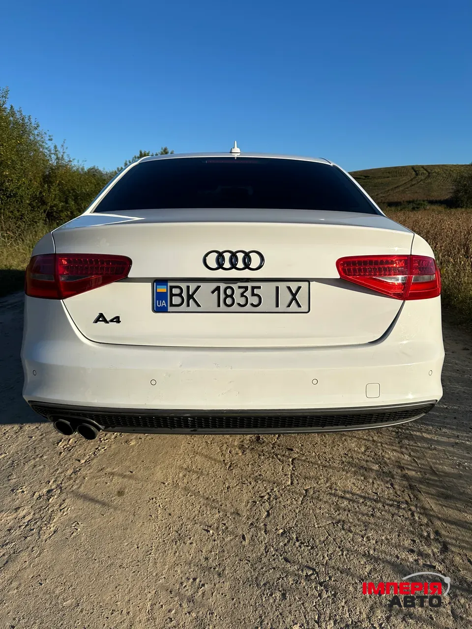 Audi A4 - фото 5