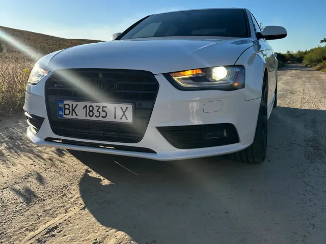 Audi A4 - фото 3