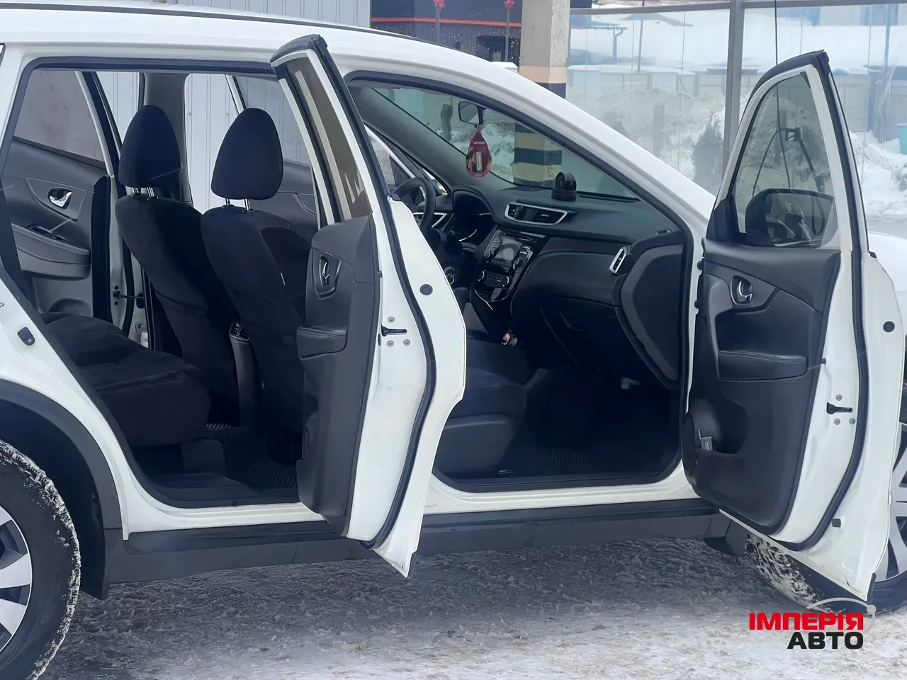 Nissan Rogue - фото 10