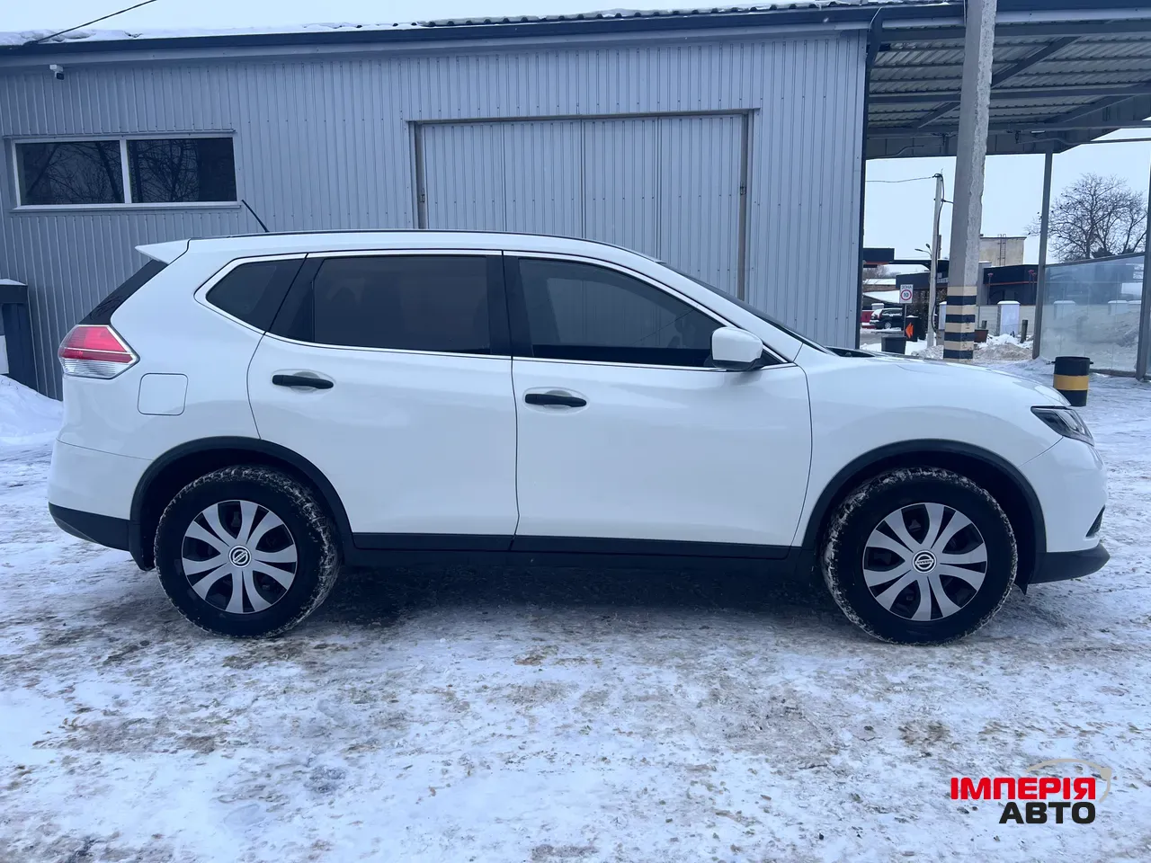 Nissan Rogue - фото 4