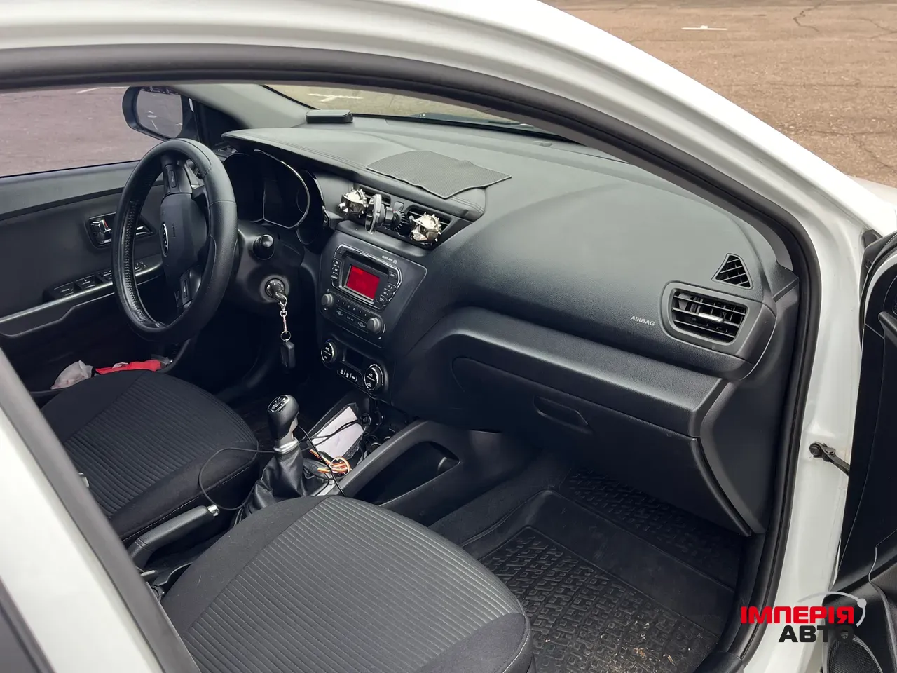 Kia Rio - фото 6