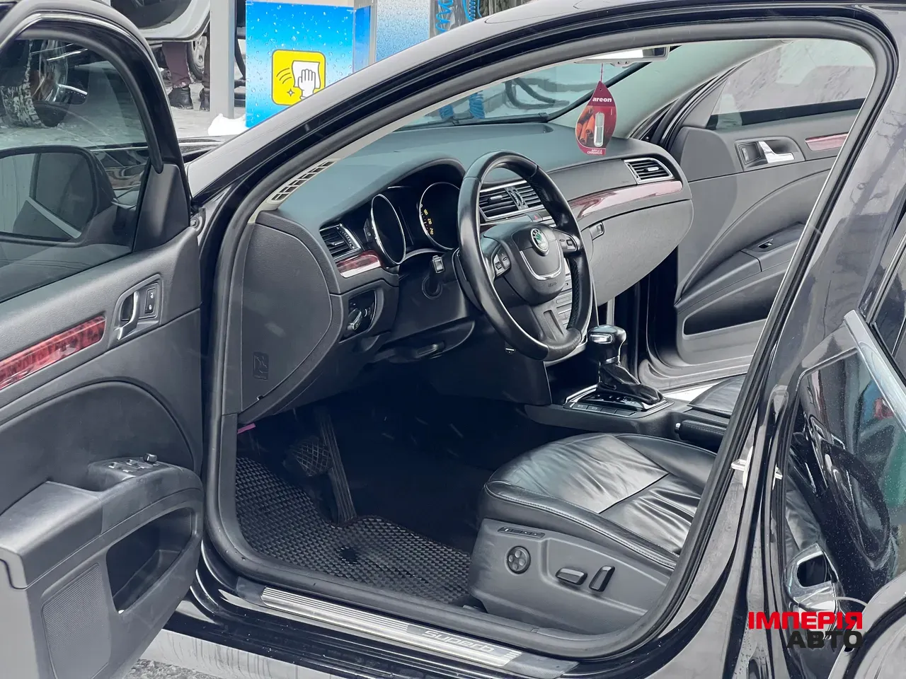 Skoda Superb - фото 15