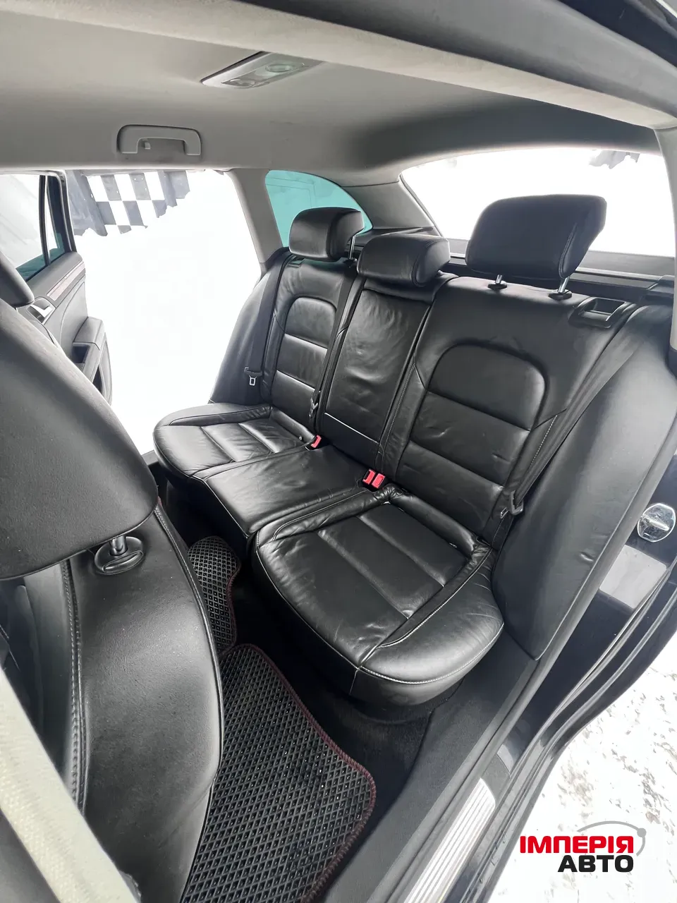 Skoda Superb - фото 23