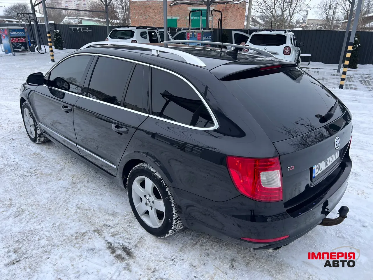 Skoda Superb - фото 12