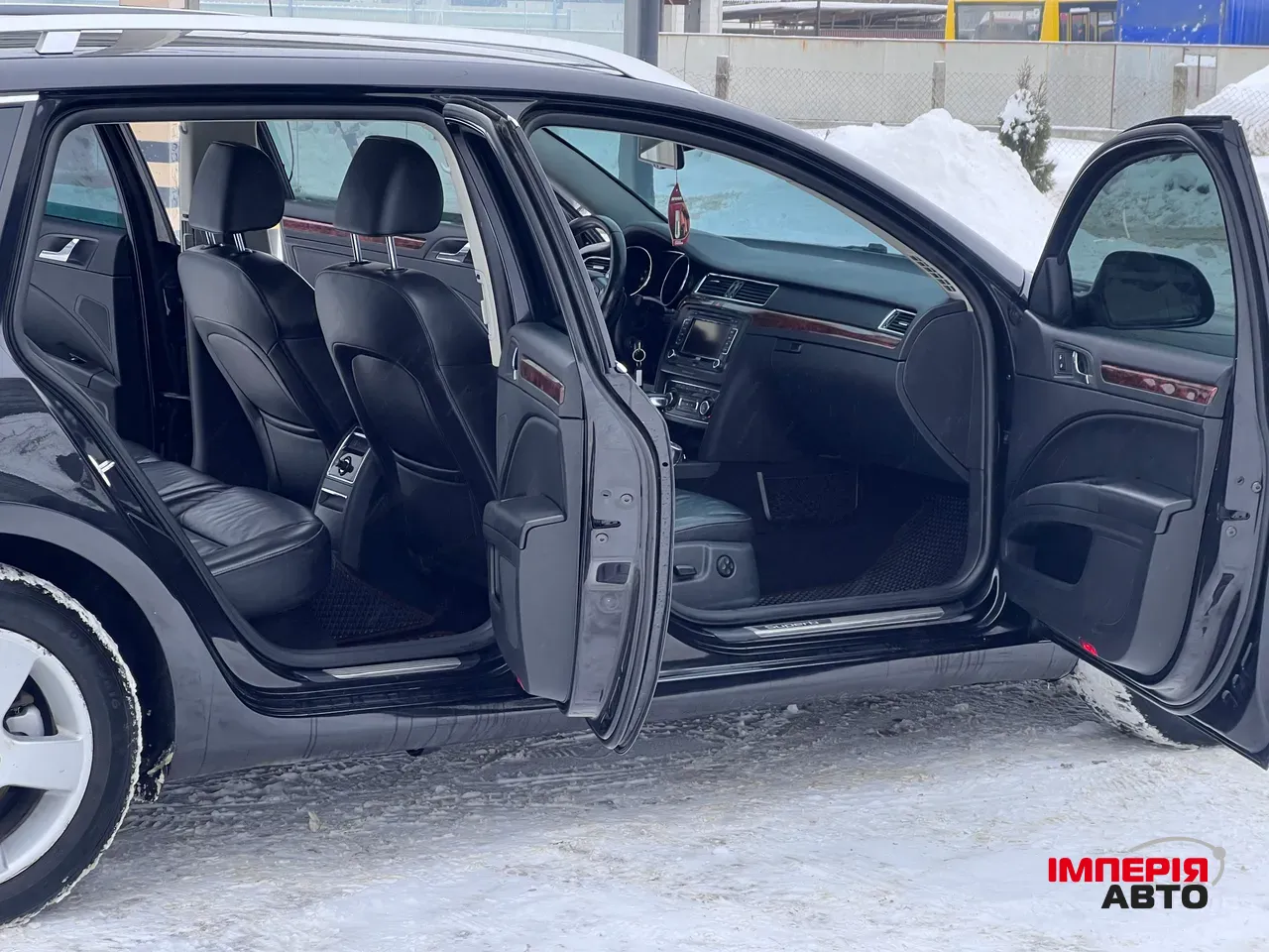 Skoda Superb - фото 19