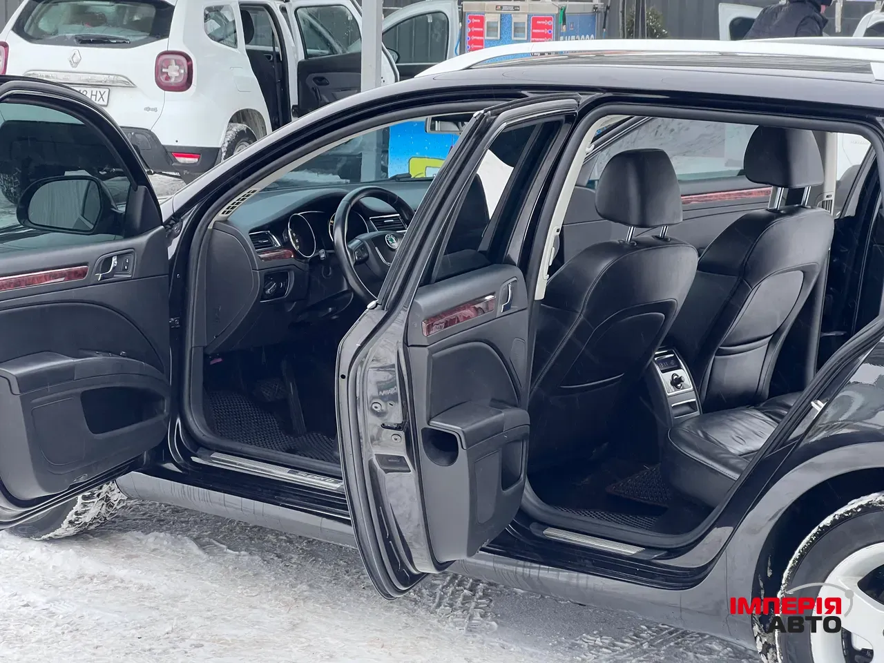 Skoda Superb - фото 16