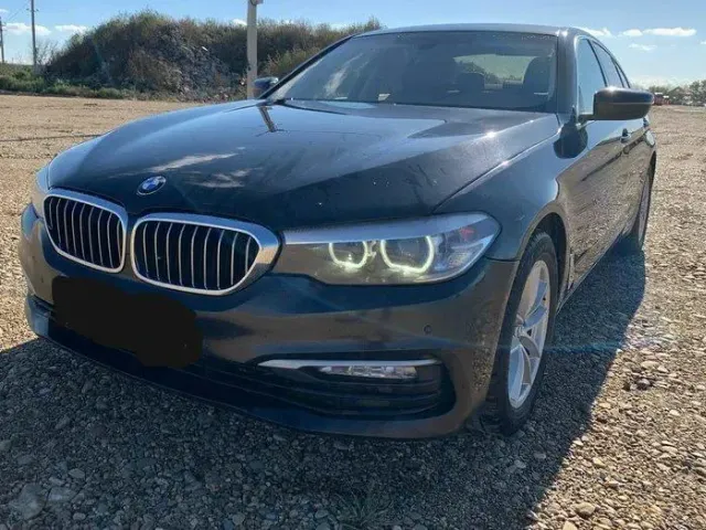 BMW 5 серії - фото 1