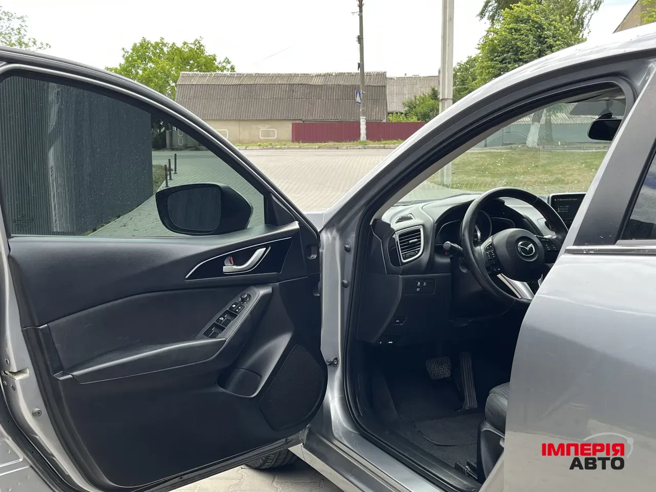 Mazda 3 - фото 15