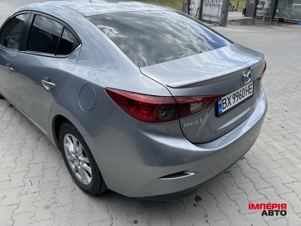Mazda 3 - фото 7
