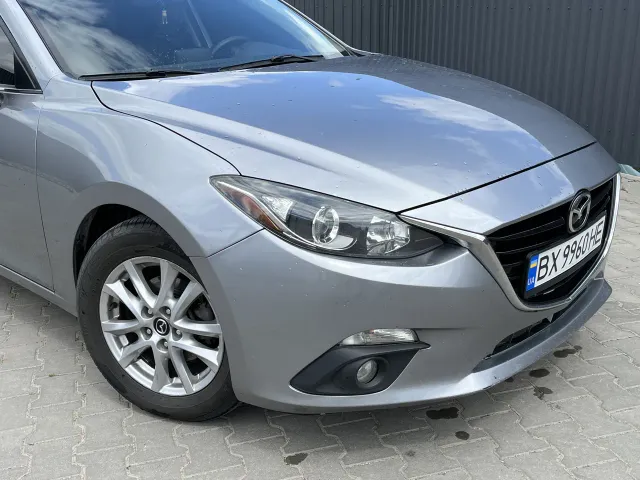 Mazda 3 - фото 3