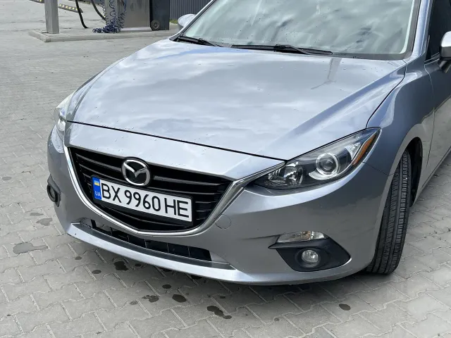 Mazda 3 - фото 2