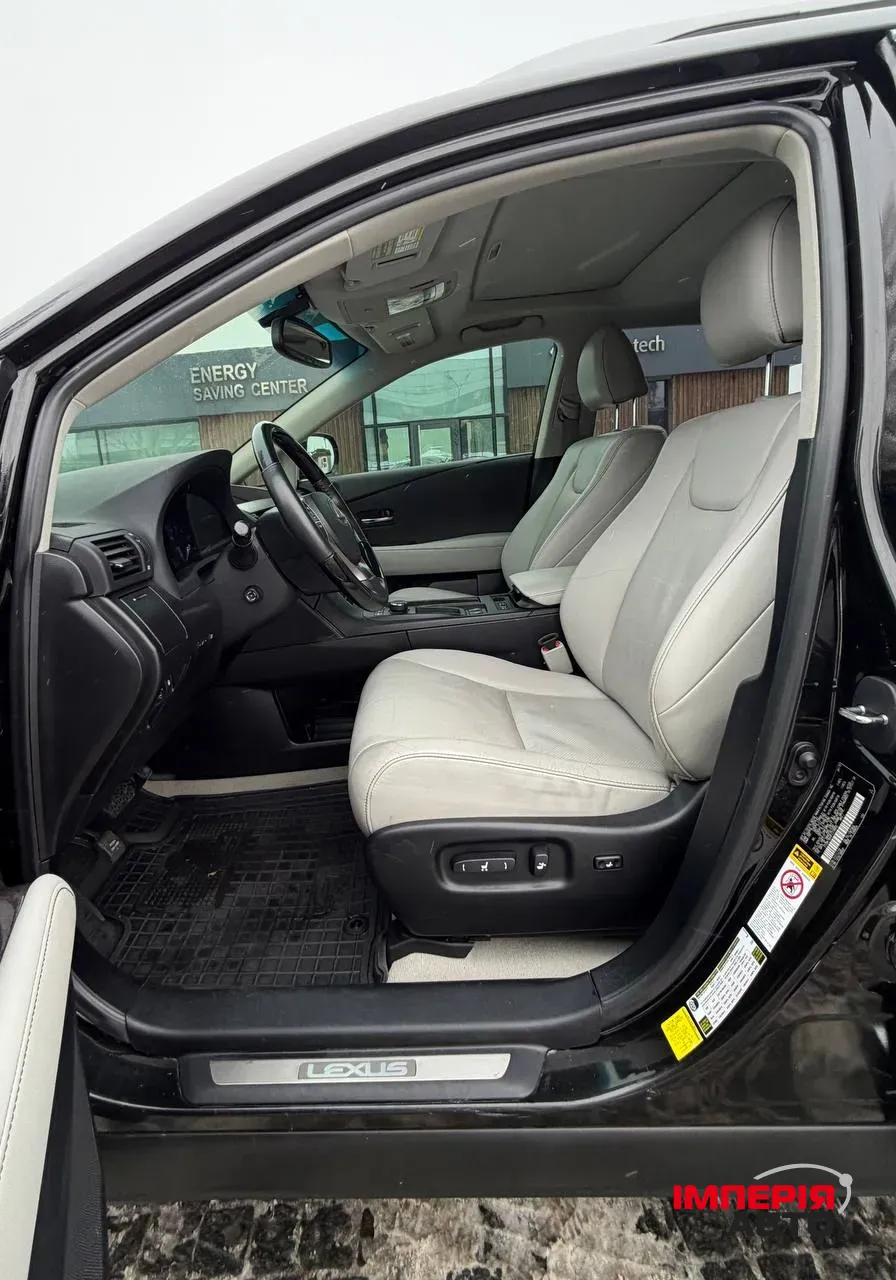 Lexus RX - фото 13