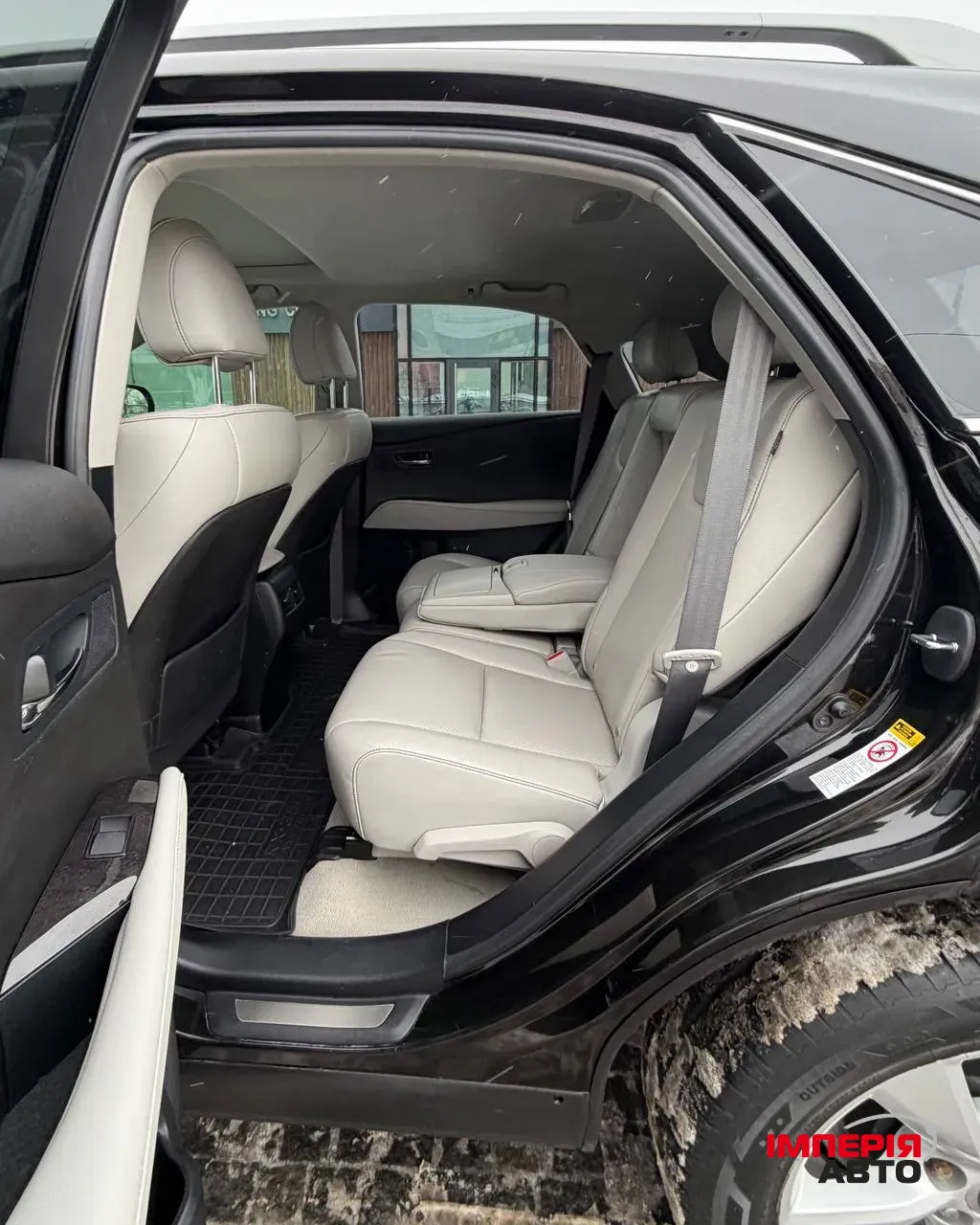 Lexus RX - фото 14