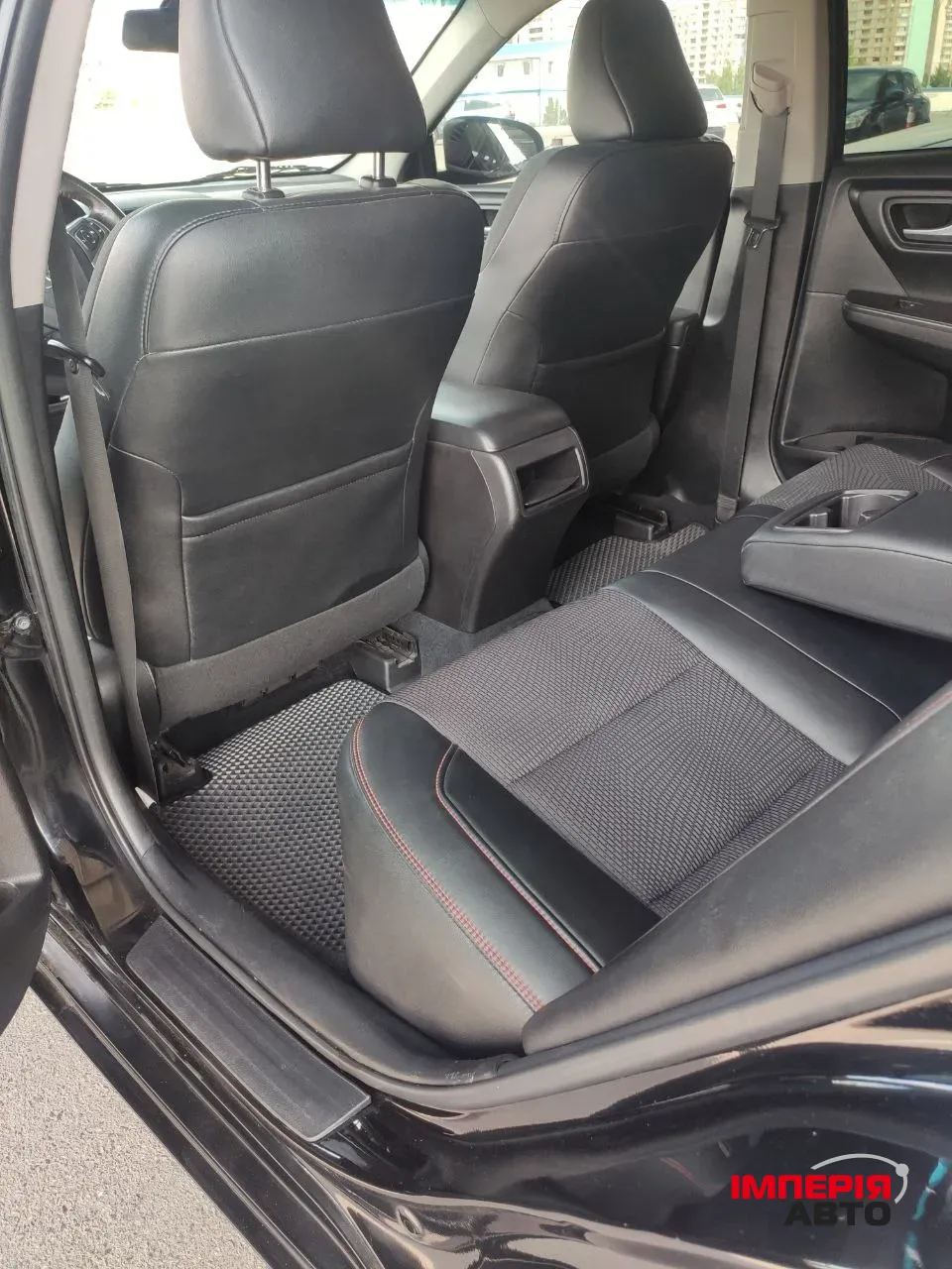 Toyota Camry - фото 8