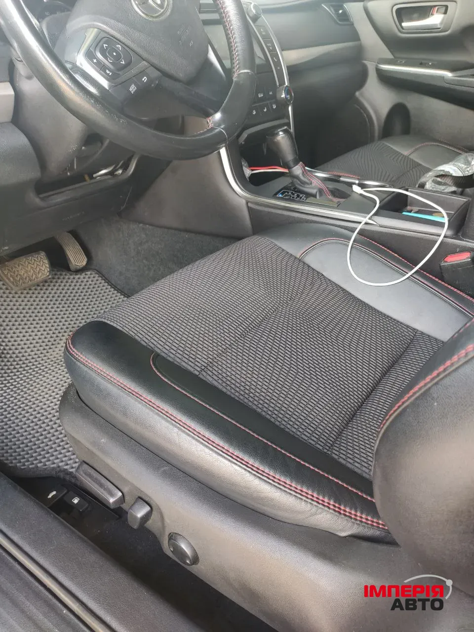 Toyota Camry - фото 7