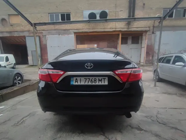 Toyota Camry - фото 5