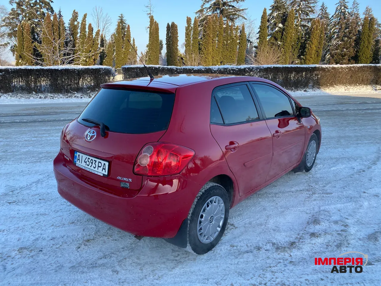 Toyota Auris - фото 5