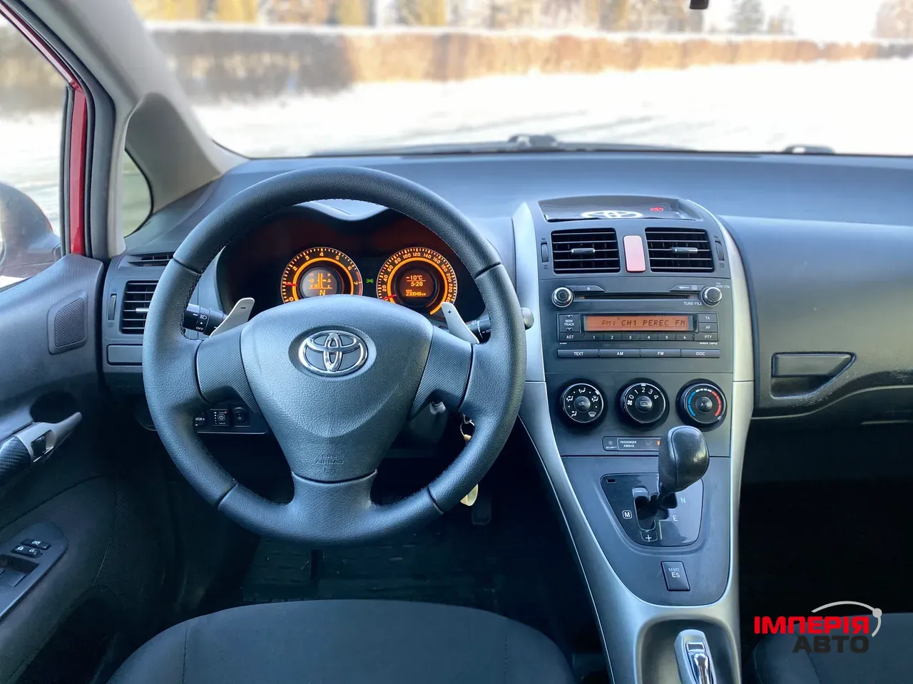 Toyota Auris - фото 11