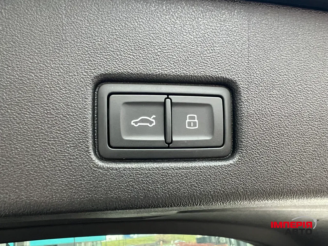 Audi Q4 e-tron - фото 30