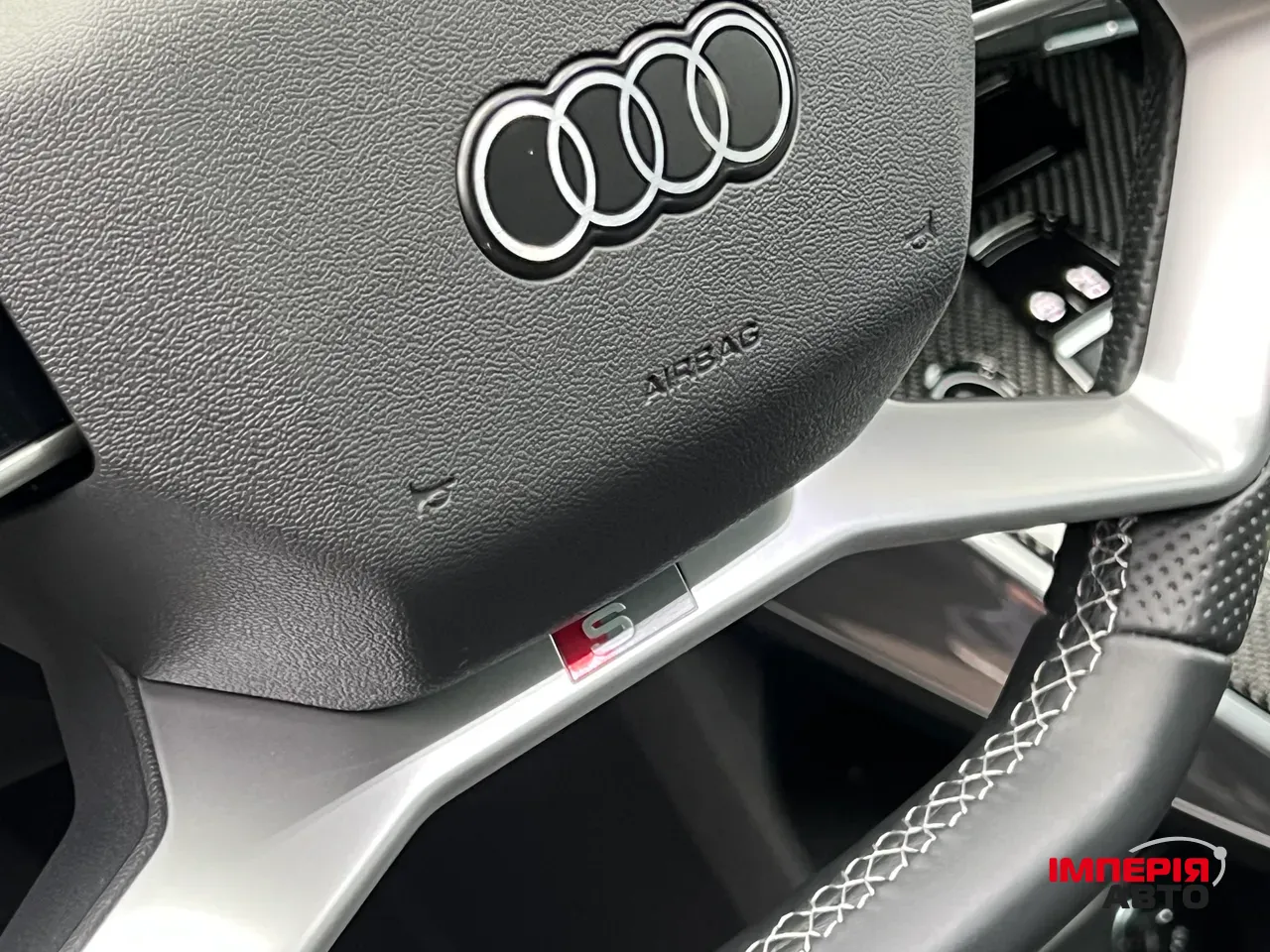 Audi Q4 e-tron - фото 11