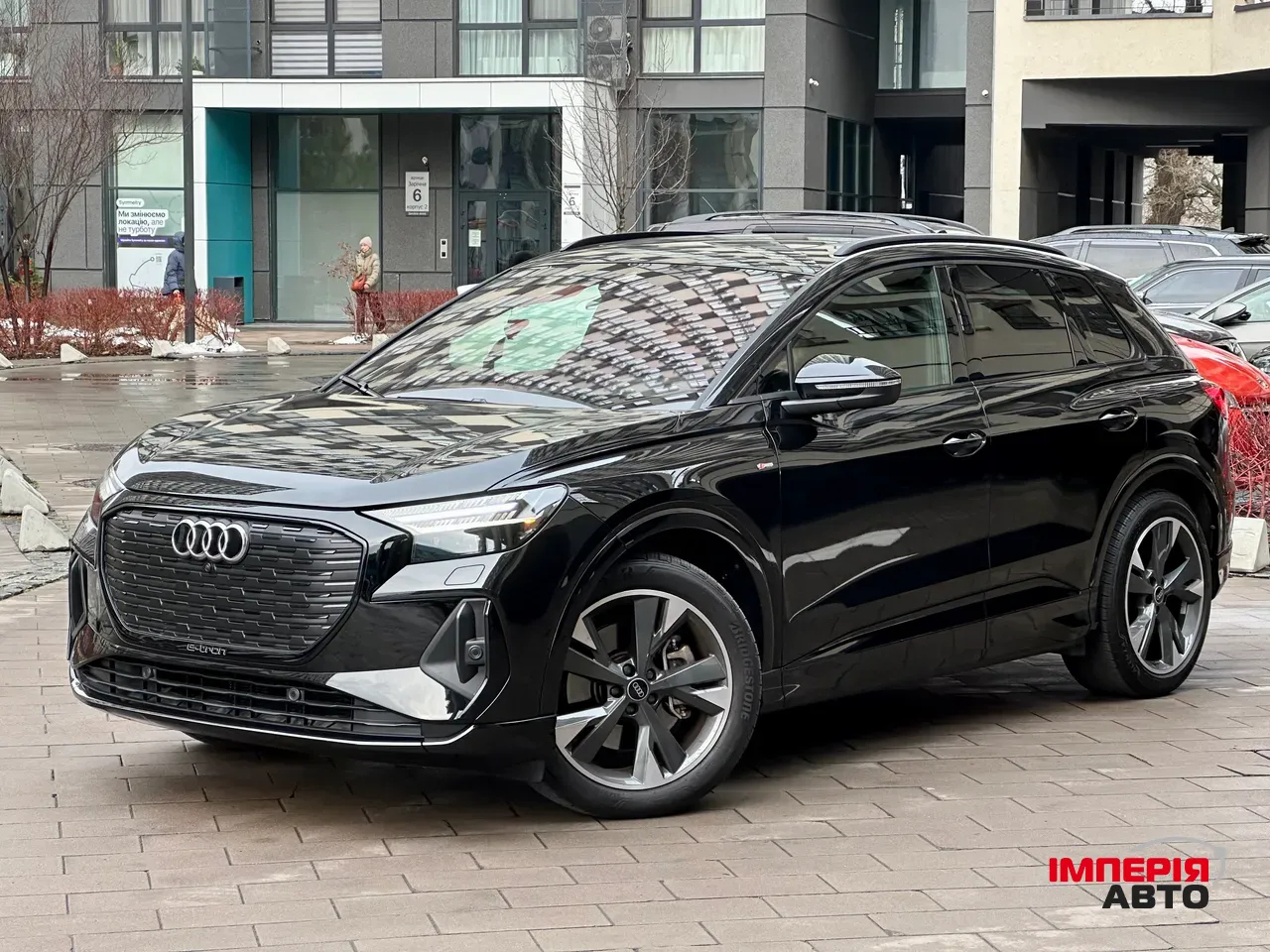Audi Q4 e-tron - фото 3