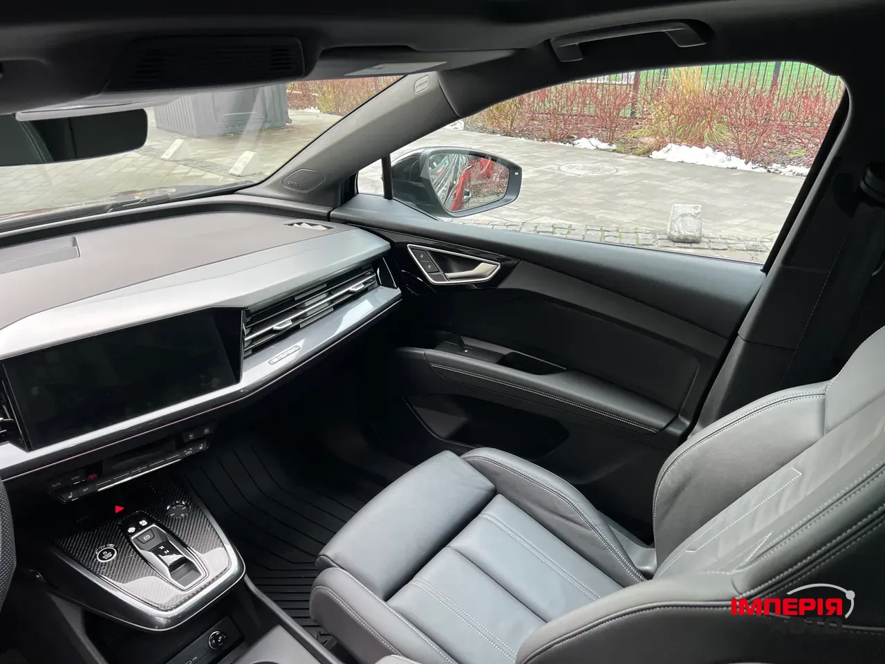 Audi Q4 e-tron - фото 23