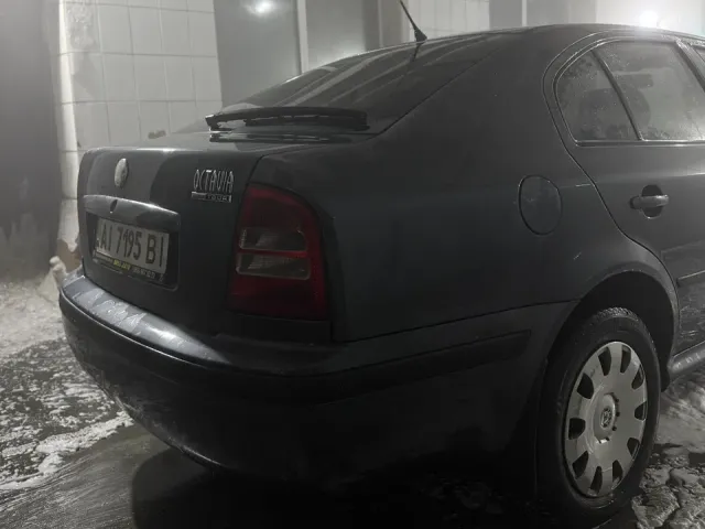 Skoda Octavia - фото 4