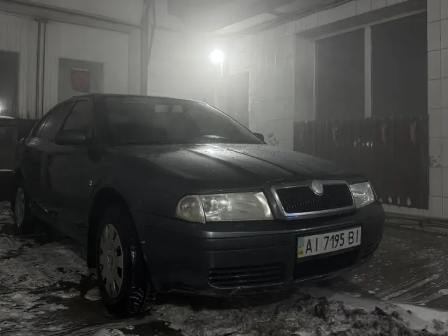 Skoda Octavia - фото 3