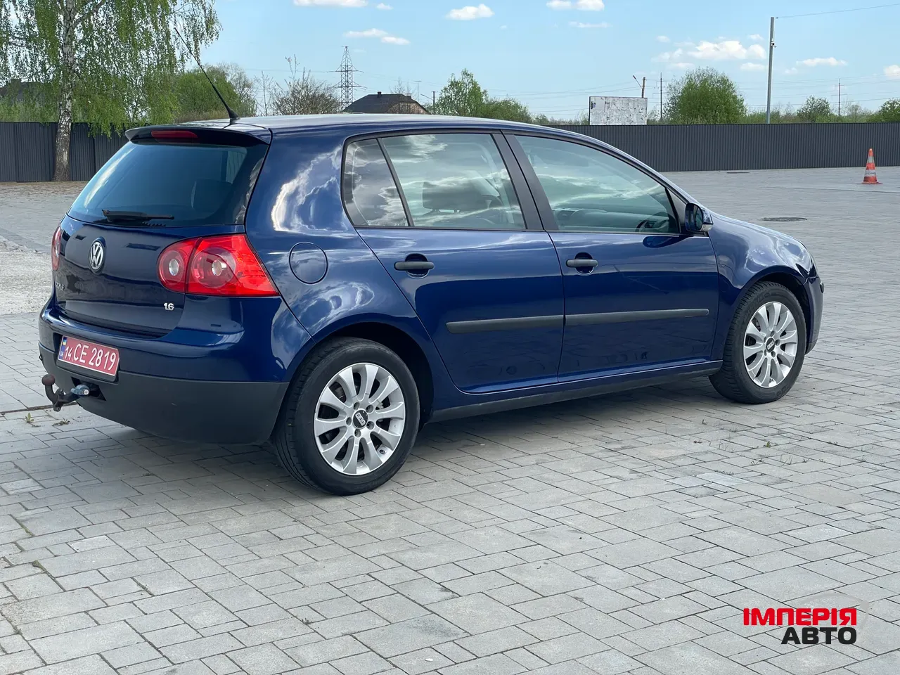 Volkswagen Golf - фото 4