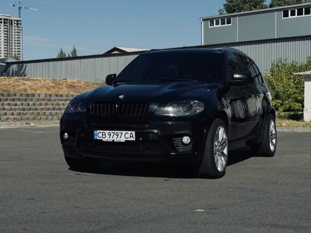 BMW X5 - фото 2