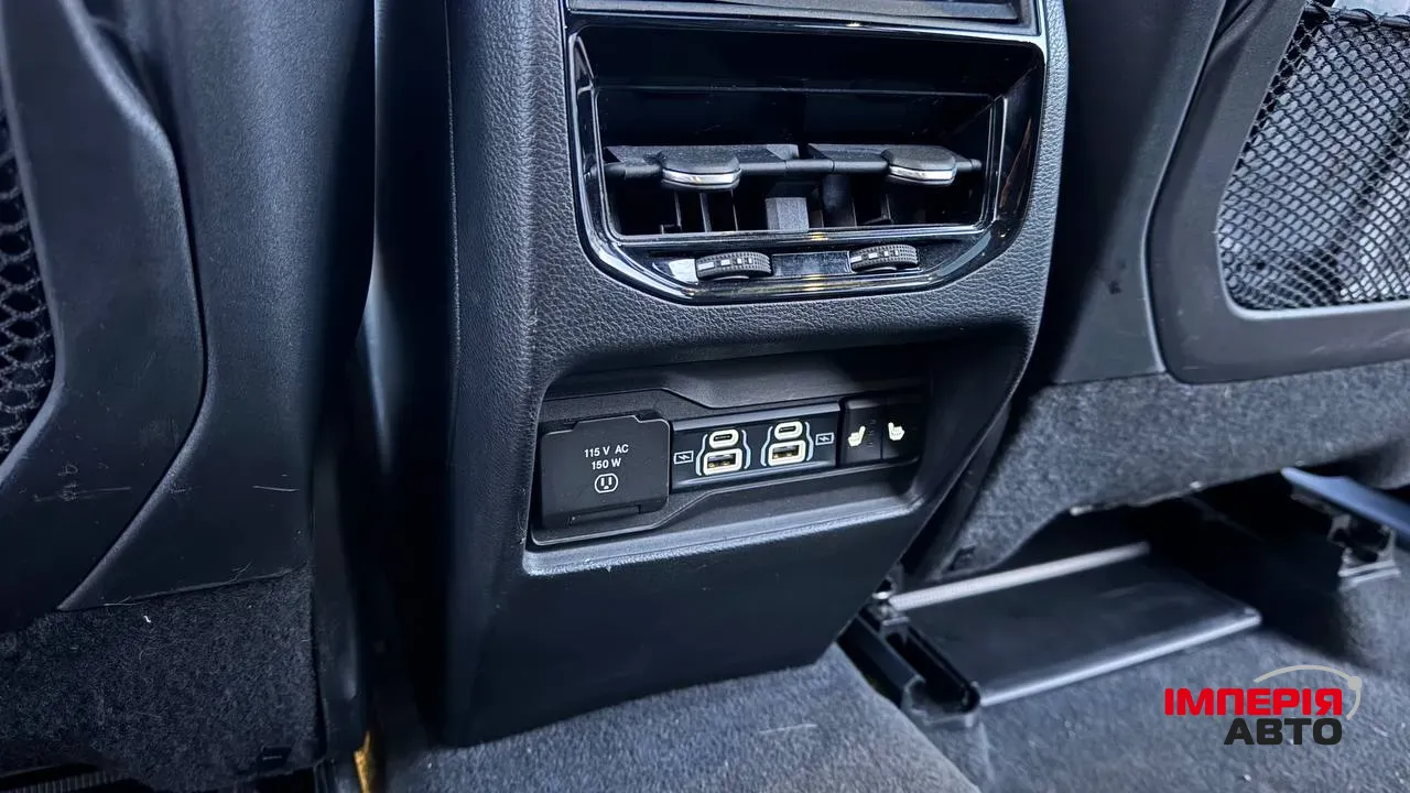 Jeep Grand Cherokee - фото 28