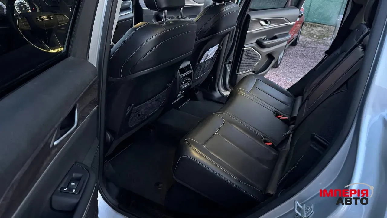 Jeep Grand Cherokee - фото 27