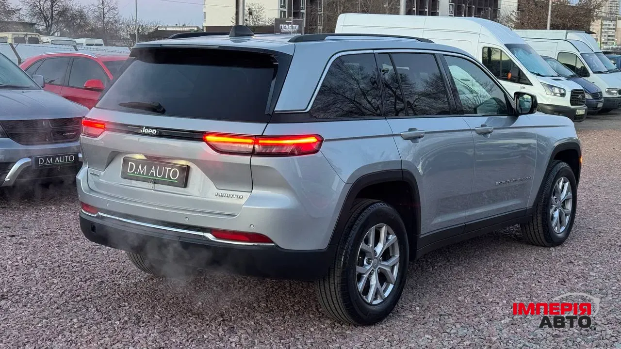 Jeep Grand Cherokee - фото 5