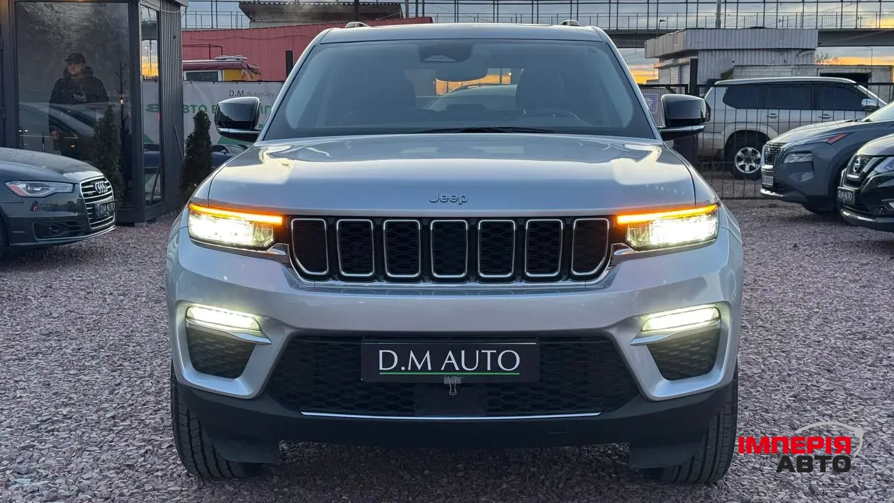 Jeep Grand Cherokee - фото 2